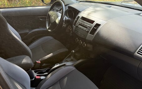 Mitsubishi Outlander III рестайлинг 3, 2011 год, 1 200 000 рублей, 6 фотография