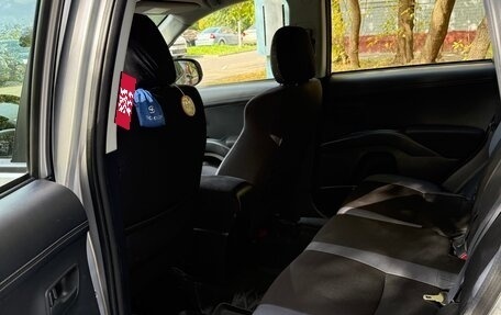 Mitsubishi Outlander III рестайлинг 3, 2011 год, 1 200 000 рублей, 8 фотография