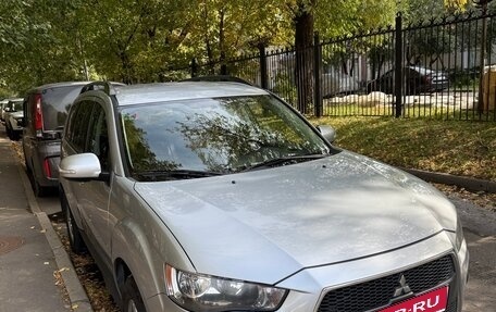 Mitsubishi Outlander III рестайлинг 3, 2011 год, 1 200 000 рублей, 1 фотография