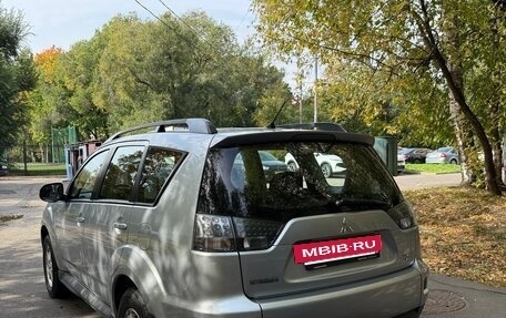Mitsubishi Outlander III рестайлинг 3, 2011 год, 1 200 000 рублей, 4 фотография