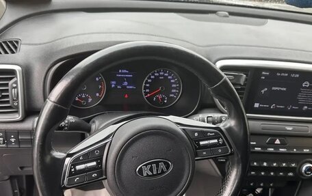 KIA Sportage IV рестайлинг, 2021 год, 2 300 000 рублей, 1 фотография