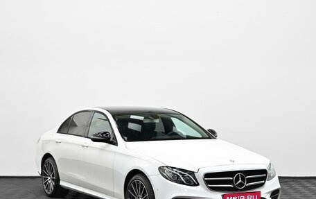 Mercedes-Benz E-Класс, 2016 год, 1 935 000 рублей, 1 фотография