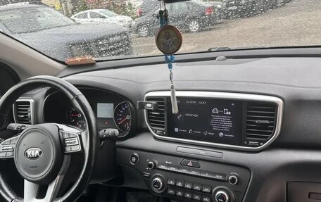 KIA Sportage IV рестайлинг, 2021 год, 2 300 000 рублей, 4 фотография