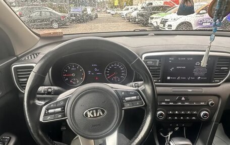 KIA Sportage IV рестайлинг, 2021 год, 2 300 000 рублей, 13 фотография