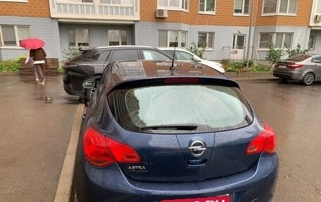 Opel Astra J, 2010 год, 535 000 рублей, 4 фотография