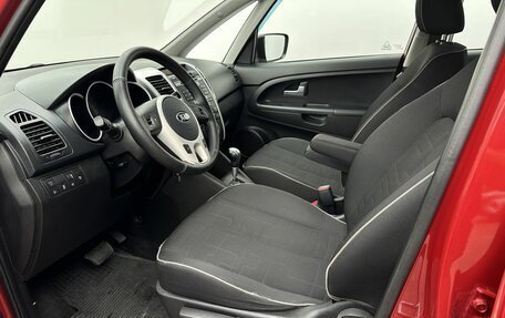 KIA Venga I, 2013 год, 900 000 рублей, 9 фотография