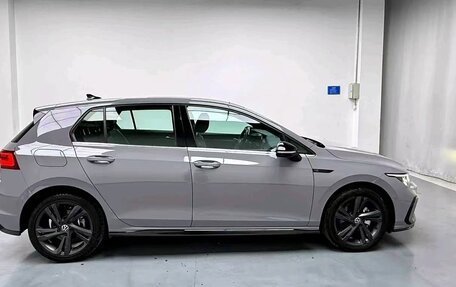 Volkswagen Golf VIII, 2023 год, 2 502 846 рублей, 1 фотография