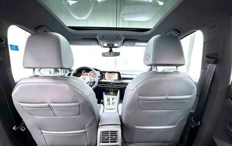 Volkswagen Golf VIII, 2023 год, 2 502 846 рублей, 6 фотография