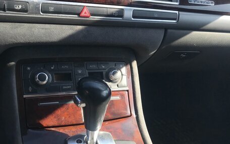 Audi A8, 2005 год, 1 700 000 рублей, 5 фотография