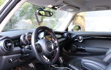 MINI Hatch, 2018 год, 1 700 000 рублей, 5 фотография