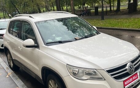 Volkswagen Tiguan I, 2011 год, 1 200 000 рублей, 2 фотография