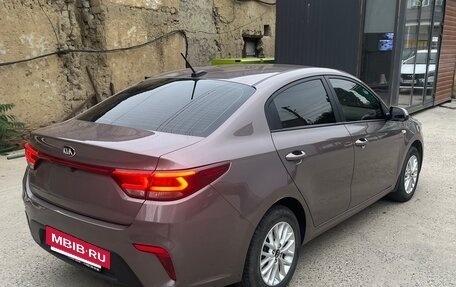 KIA Rio IV, 2019 год, 1 355 000 рублей, 3 фотография