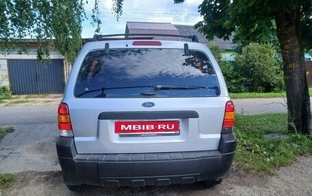 Ford Escape II, 2005 год, 500 000 рублей, 3 фотография