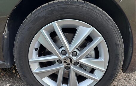 Skoda Rapid I, 2019 год, 1 375 000 рублей, 8 фотография