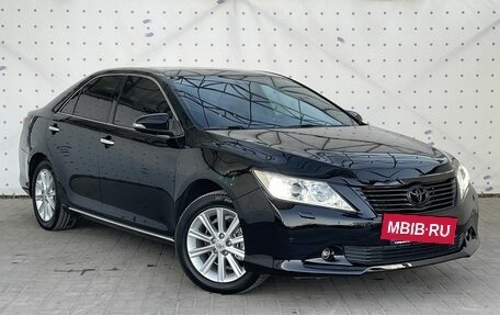 Toyota Camry, 2012 год, 1 700 000 рублей, 2 фотография