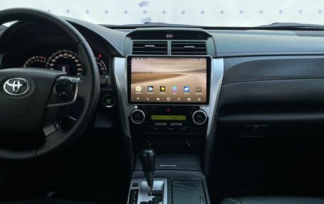 Toyota Camry, 2012 год, 1 700 000 рублей, 16 фотография