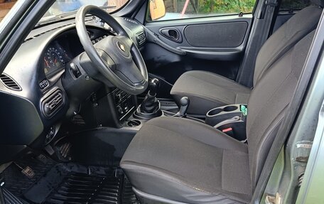 Chevrolet Niva I рестайлинг, 2016 год, 750 000 рублей, 6 фотография