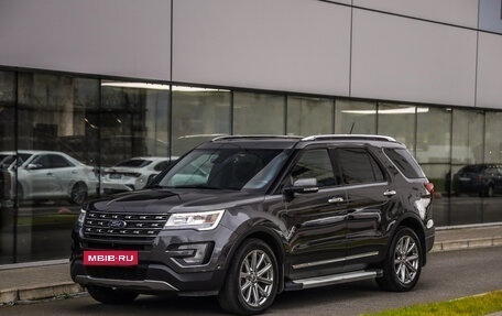 Ford Explorer VI, 2017 год, 2 549 777 рублей, 3 фотография