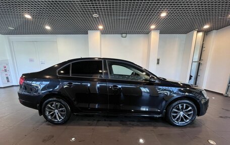 Volkswagen Jetta VI, 2013 год, 890 000 рублей, 2 фотография