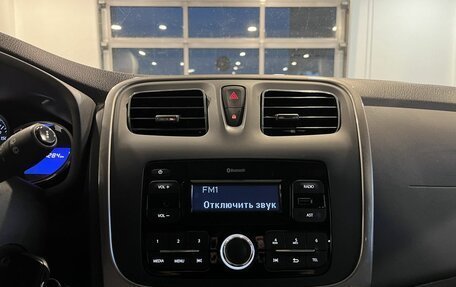 Renault Sandero II рестайлинг, 2017 год, 890 000 рублей, 14 фотография
