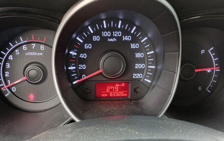 KIA Rio III рестайлинг, 2013 год, 899 999 рублей, 7 фотография