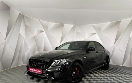 Mercedes-Benz E-Класс, 2019 год, 3 095 000 рублей, 1 фотография