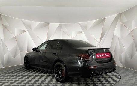 Mercedes-Benz E-Класс, 2019 год, 3 095 000 рублей, 4 фотография