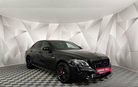 Mercedes-Benz E-Класс, 2019 год, 3 095 000 рублей, 3 фотография