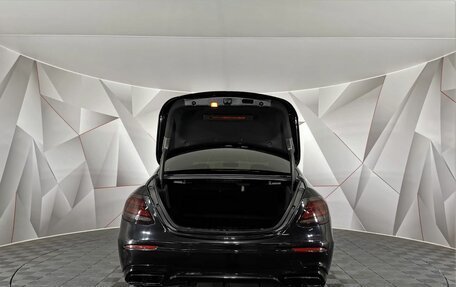 Mercedes-Benz E-Класс, 2019 год, 3 095 000 рублей, 11 фотография