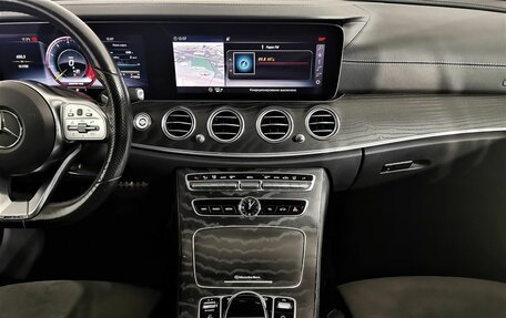Mercedes-Benz E-Класс, 2019 год, 3 095 000 рублей, 14 фотография