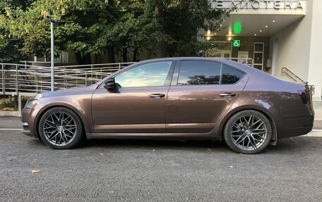 Skoda Octavia, 2017 год, 1 770 000 рублей, 2 фотография