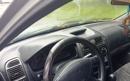 Mitsubishi Galant VIII, 2002 год, 150 000 рублей, 17 фотография