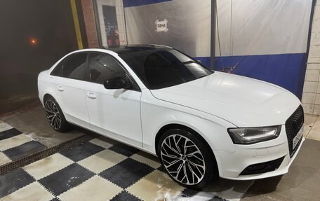 Audi A4, 2012 год, 1 300 000 рублей, 4 фотография