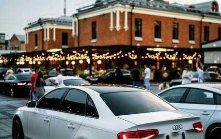 Audi A4, 2012 год, 1 300 000 рублей, 3 фотография