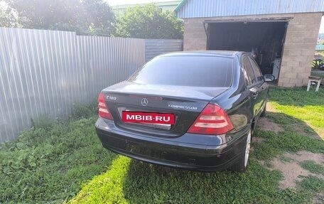 Mercedes-Benz C-Класс, 2004 год, 600 000 рублей, 10 фотография