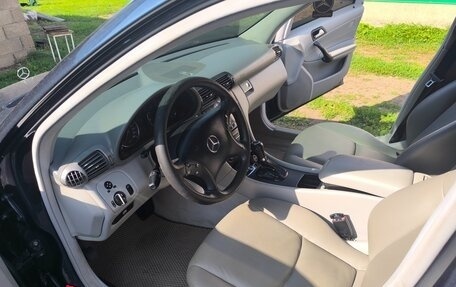 Mercedes-Benz C-Класс, 2004 год, 600 000 рублей, 12 фотография