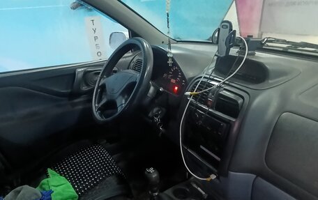 Mitsubishi Space Star I рестайлинг, 2001 год, 200 000 рублей, 13 фотография