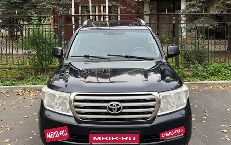 Toyota Land Cruiser 200, 2011 год, 2 499 999 рублей, 3 фотография