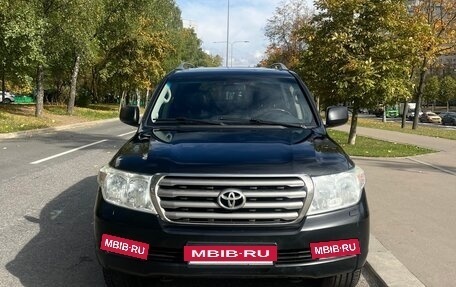 Toyota Land Cruiser 200, 2011 год, 2 499 999 рублей, 4 фотография