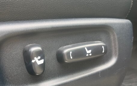 Toyota Land Cruiser 200, 2011 год, 2 499 999 рублей, 14 фотография