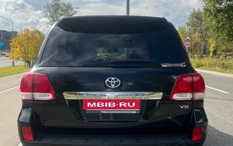 Toyota Land Cruiser 200, 2011 год, 2 499 999 рублей, 11 фотография