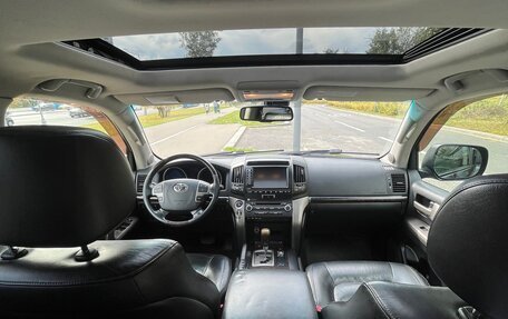 Toyota Land Cruiser 200, 2011 год, 2 499 999 рублей, 19 фотография