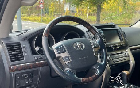 Toyota Land Cruiser 200, 2011 год, 2 499 999 рублей, 24 фотография
