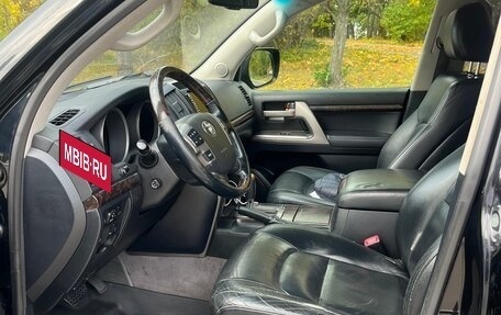 Toyota Land Cruiser 200, 2011 год, 2 499 999 рублей, 23 фотография