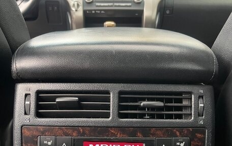 Toyota Land Cruiser 200, 2011 год, 2 499 999 рублей, 29 фотография