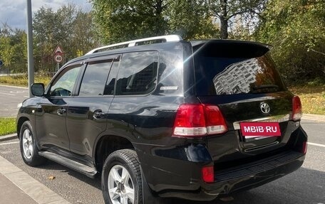 Toyota Land Cruiser 200, 2011 год, 2 499 999 рублей, 38 фотография