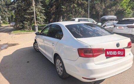 Volkswagen Jetta VI, 2015 год, 750 000 рублей, 5 фотография