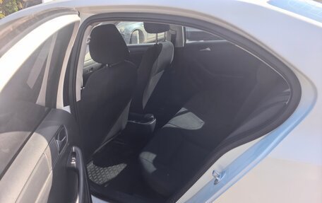 Volkswagen Jetta VI, 2015 год, 750 000 рублей, 11 фотография