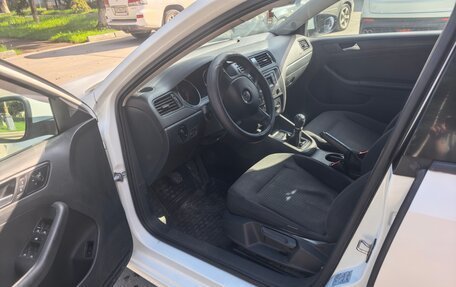 Volkswagen Jetta VI, 2015 год, 750 000 рублей, 12 фотография