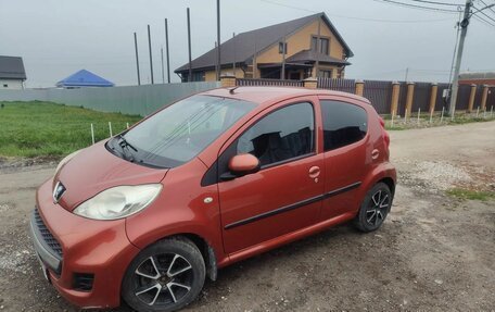 Peugeot 107 I рестайлинг, 2009 год, 350 000 рублей, 2 фотография